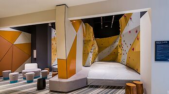 ViiA Residence Kuala Lumpur by Roam