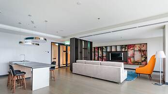 ViiA Residence Kuala Lumpur by Roam