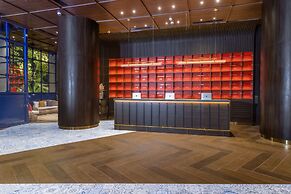 Ashley Tugu Tani Menteng