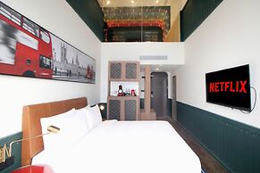 Ashley Tugu Tani Menteng