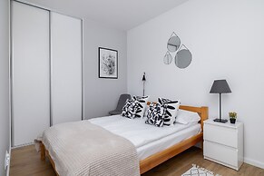 Apartment Kotlarska Cracow by Renters