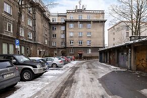 Apartment Kotlarska Cracow by Renters