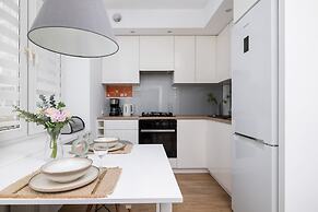 Apartment Kotlarska Cracow by Renters