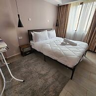 Lux Suites Westlands Cottage Apartments