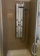 Room in Guest Room - Large Private Room D in Brucelles