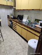 Room in Guest Room - Large Private Room D in Brucelles