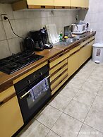 Room in Guest Room - Large Private Room D in Brucelles