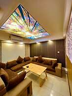 Redstone Regency Hotel