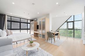 NAKA-RAJ Escape Hotel