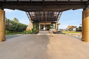 NAKA-RAJ Escape Hotel