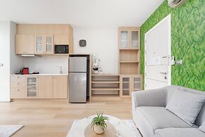 NAKA-RAJ Escape Hotel