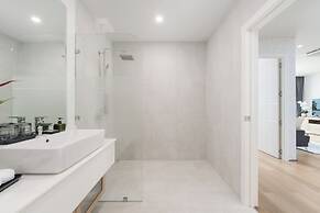 NAKA-RAJ Escape Hotel