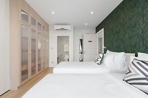 NAKA-RAJ Escape Hotel