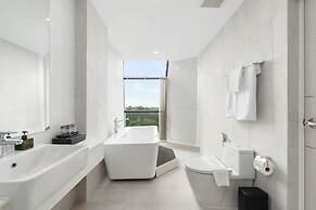 NAKA-RAJ Escape Hotel