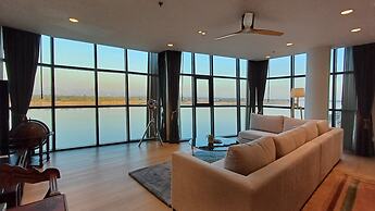 NAKA-RAJ Escape Hotel