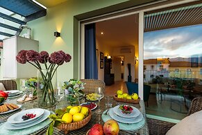 Serenity Vista Penthouse