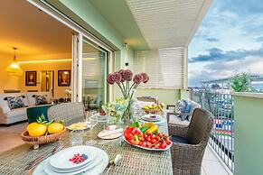 Serenity Vista Penthouse