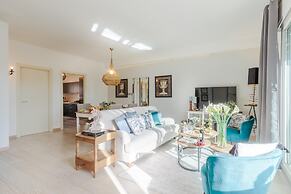 Serenity Vista Penthouse