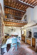 Citrus Charm Farmhouse