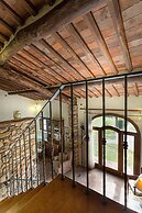 Citrus Charm Farmhouse