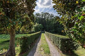 Citrus Charm Farmhouse