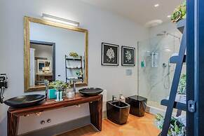 The Lucca Heritage Retreat