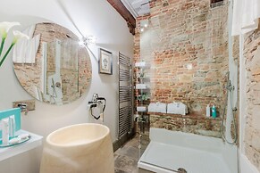 The Lucca Heritage Retreat