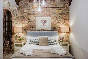 The Lucca Heritage Retreat