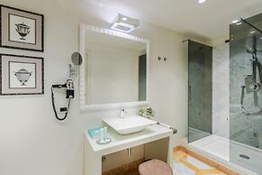 The Lucca Heritage Retreat