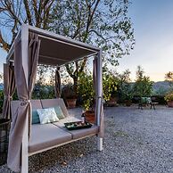 Amore Farmhouse Retreat