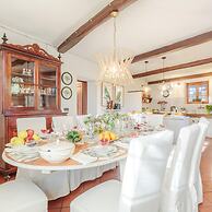 Amore Farmhouse Retreat