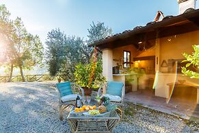 Amore Farmhouse Retreat