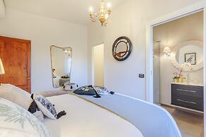 Amore Farmhouse Retreat