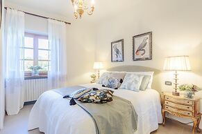 Amore Farmhouse Retreat