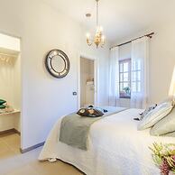 Amore Farmhouse Retreat