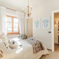 Amore Farmhouse Retreat