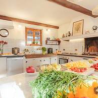 Amore Farmhouse Retreat