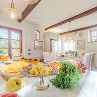 Amore Farmhouse Retreat