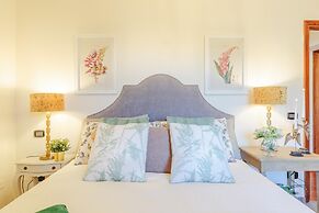 Amore Farmhouse Retreat