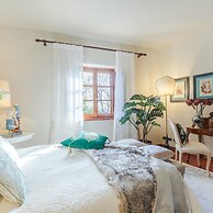 Amore Farmhouse Retreat