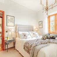 Amore Farmhouse Retreat