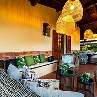 Amore Farmhouse Retreat