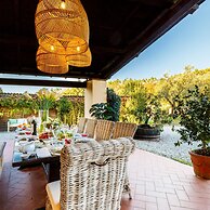 Amore Farmhouse Retreat