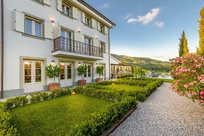 Villa Asti in Segromigno in Monte