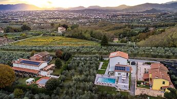 Villa Asti in Segromigno in Monte