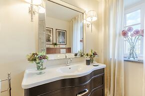 Villa Asti in Segromigno in Monte