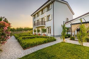 Villa Asti in Segromigno in Monte