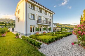 Villa Asti in Segromigno in Monte