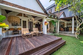 Katak Villa by Villa Finder