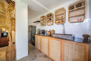 Katak Villa by Villa Finder